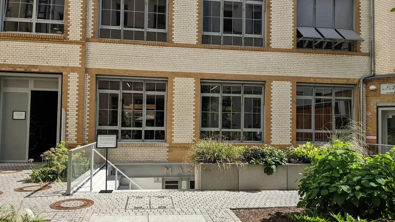 Maschinenraum interior photo 9