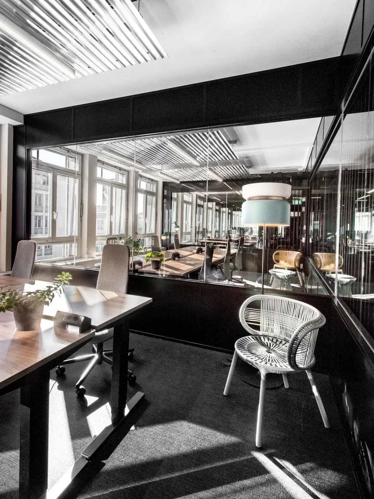 Headsquarter - The Historic interior photo 5