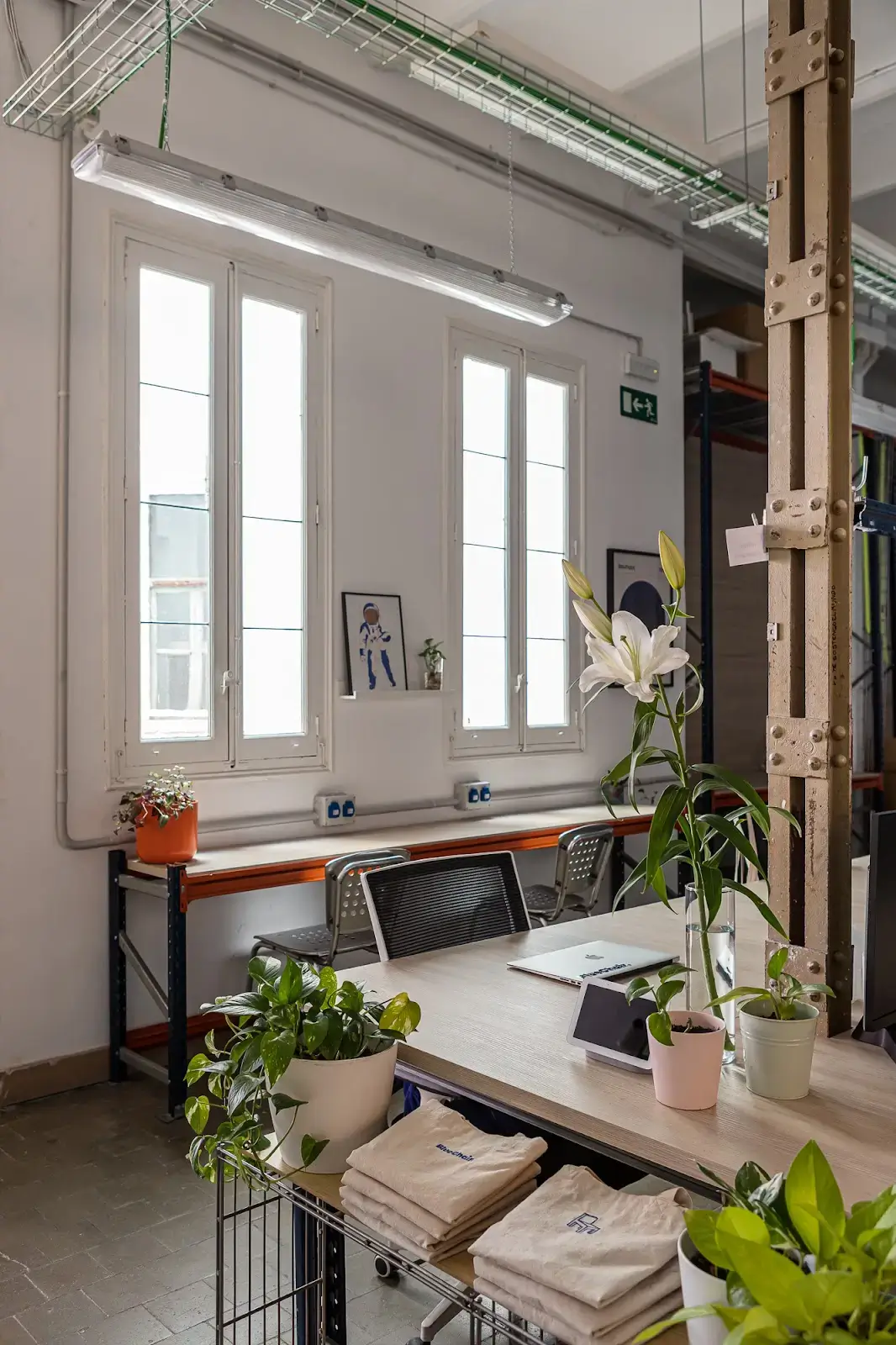 BlueChair. Coworking interior photo 9