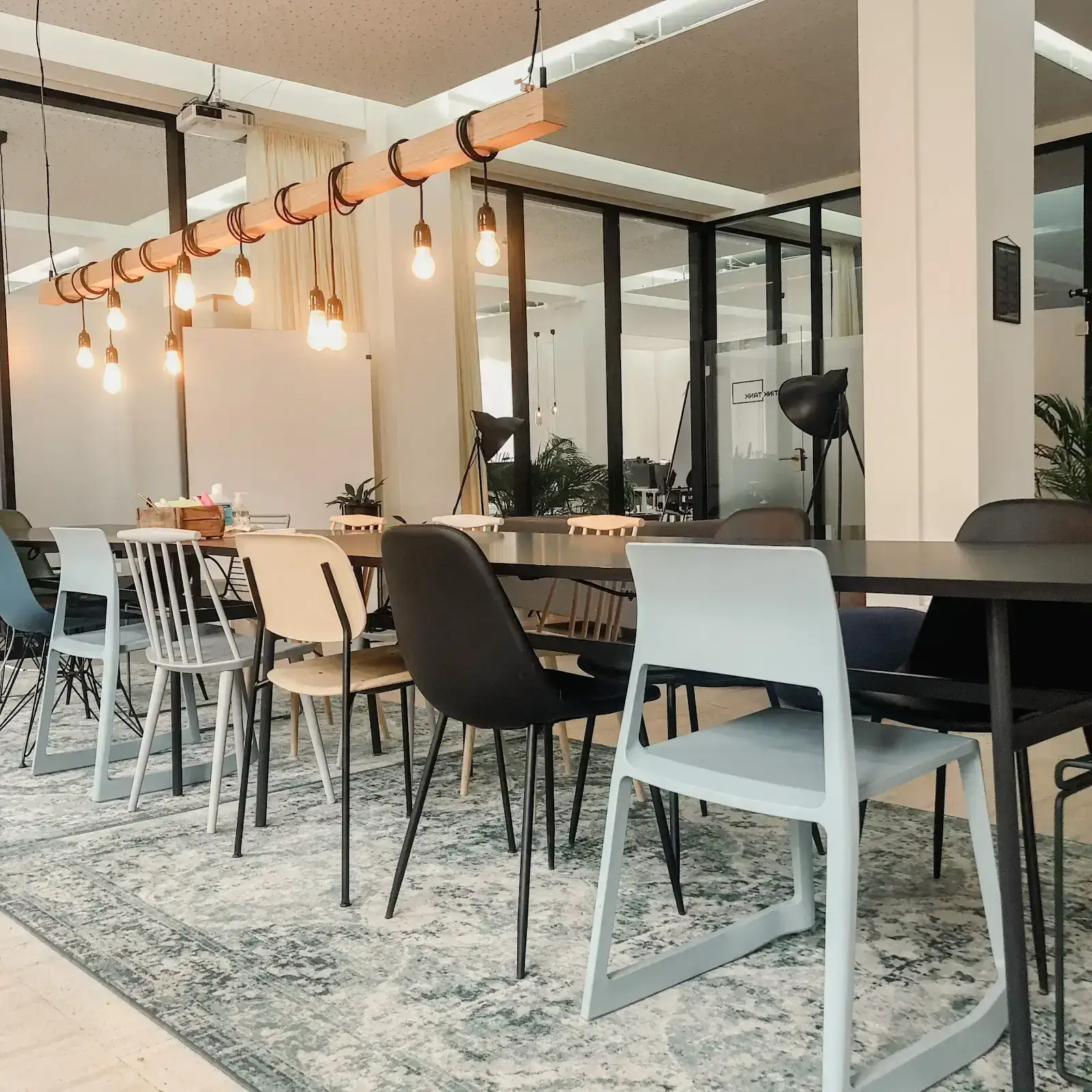 Tink Tank Coworking (Landfried) interior photo 3