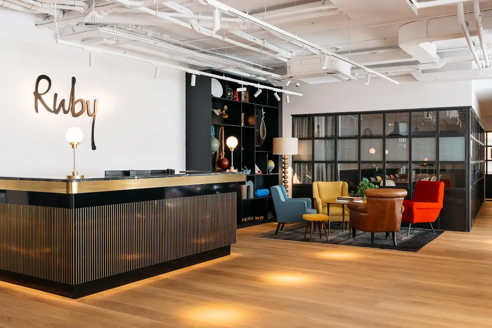 Ruby Ninu Workspaces St. Julians interior photo 9