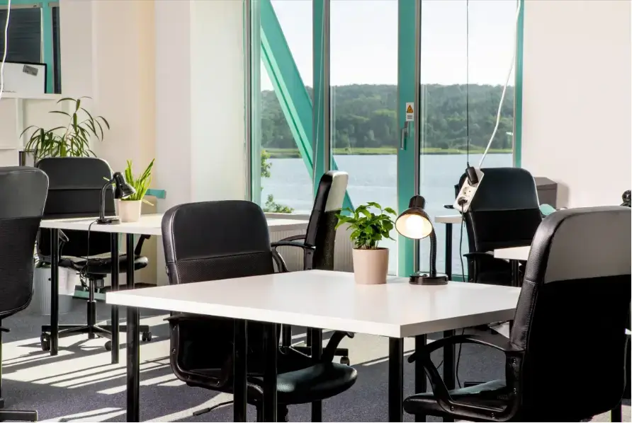 Project Bay interior photo 3