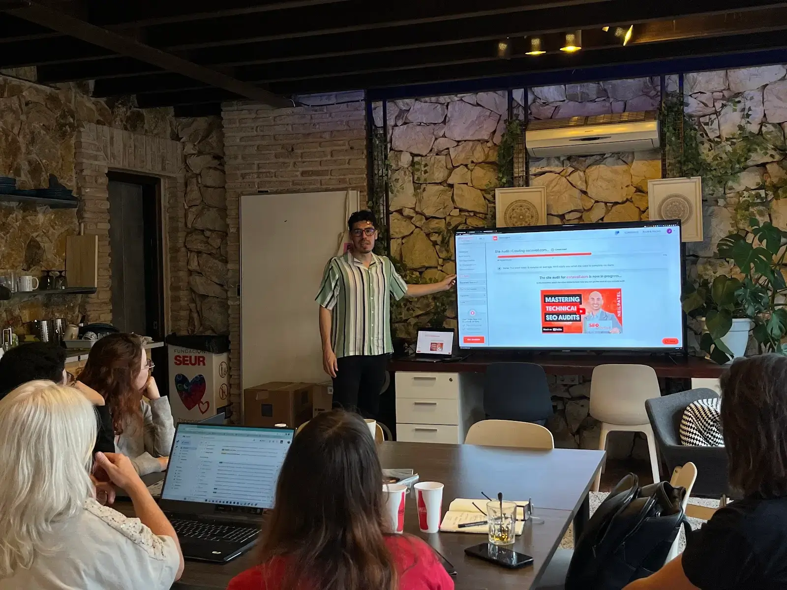 Impact Hub Málaga interior photo 5