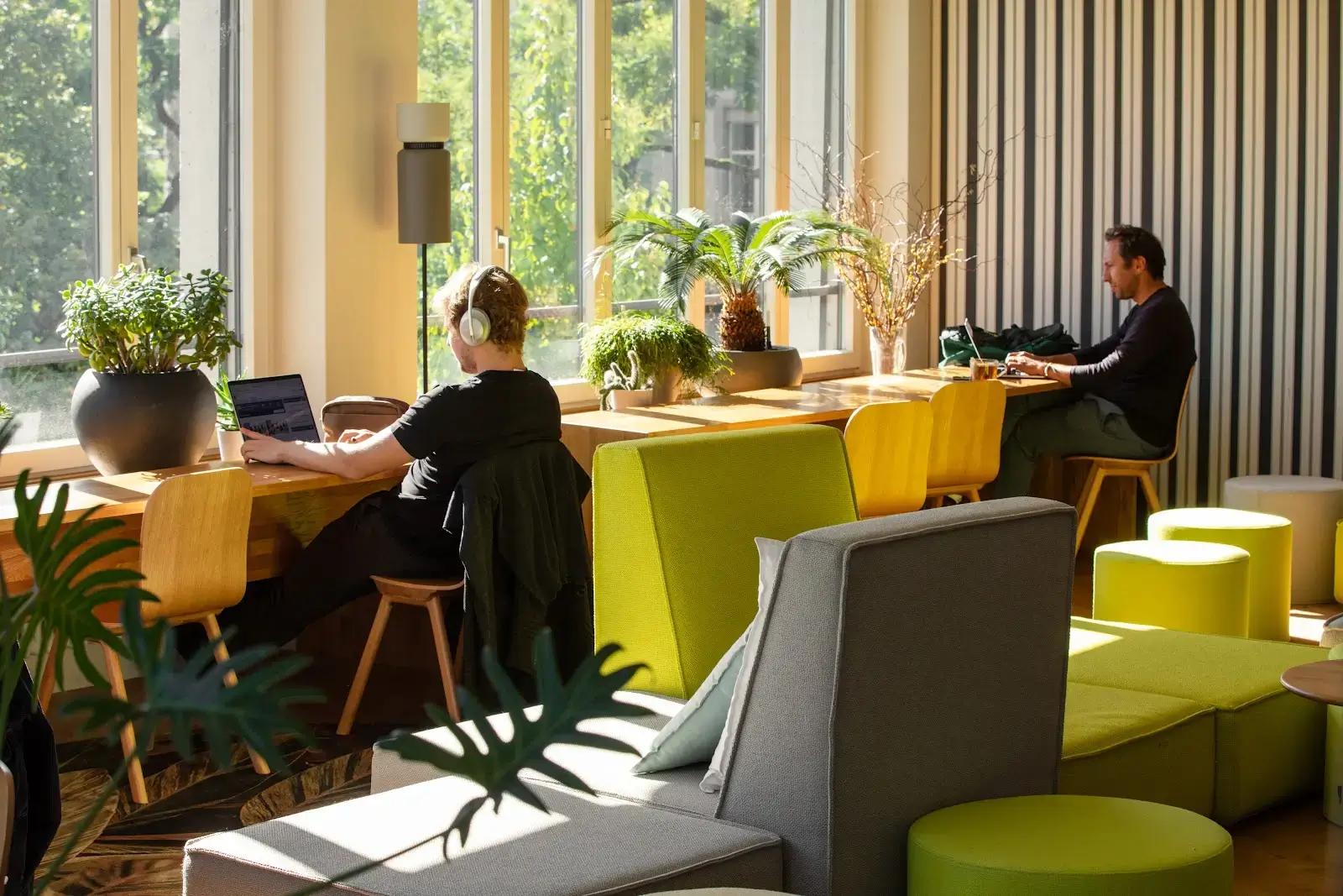 Headsquarter - The Urban interior photo 2