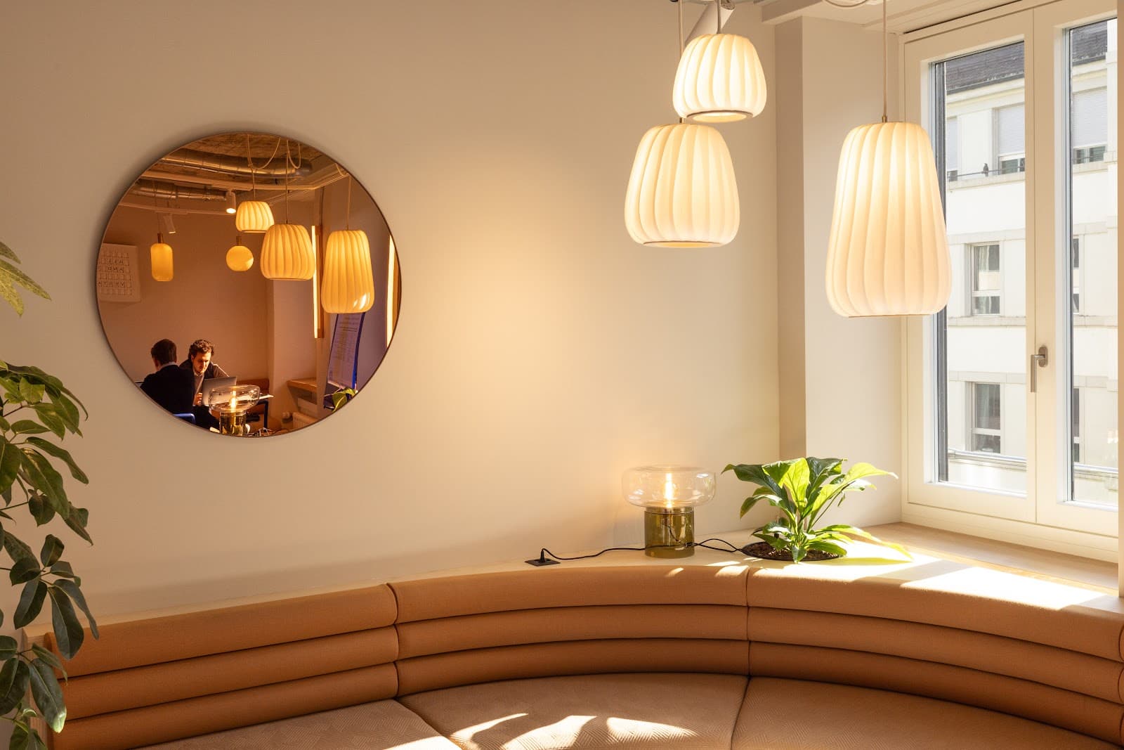 Headsquarter - The Elegant interior photo 6