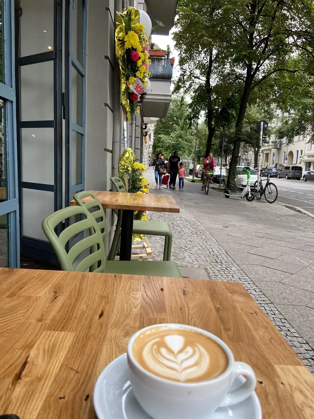 UMA Hub Coworking & Cafe interior photo 8