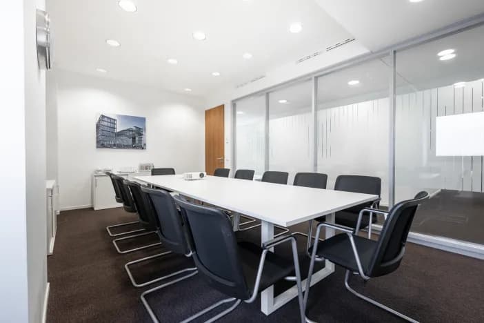 Regus Cologne Im Zollhafen interior photo 5