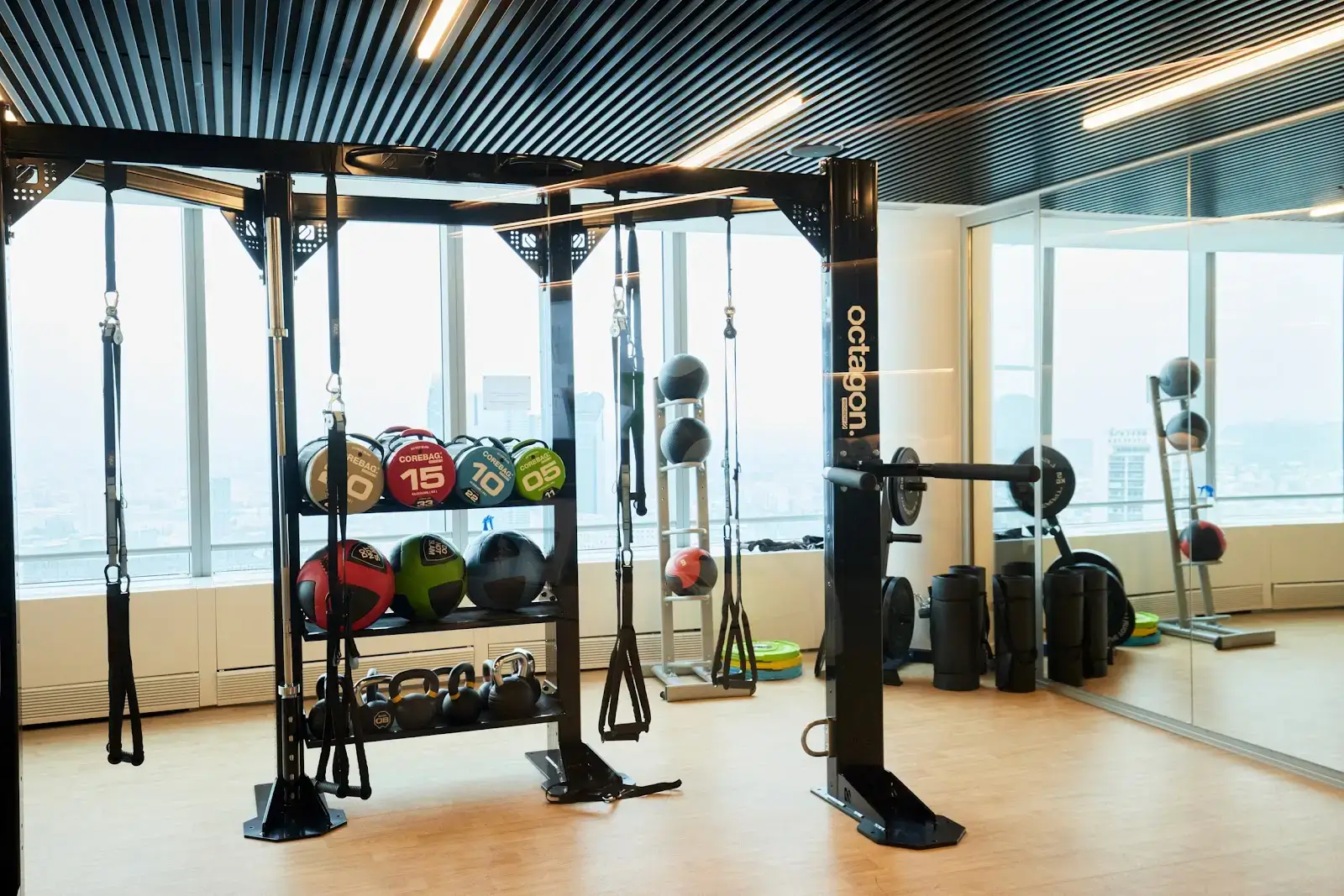 Morning, La Défense interior photo 5