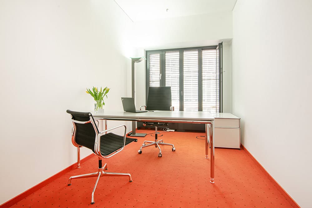 Office Club Westend interior photo 5