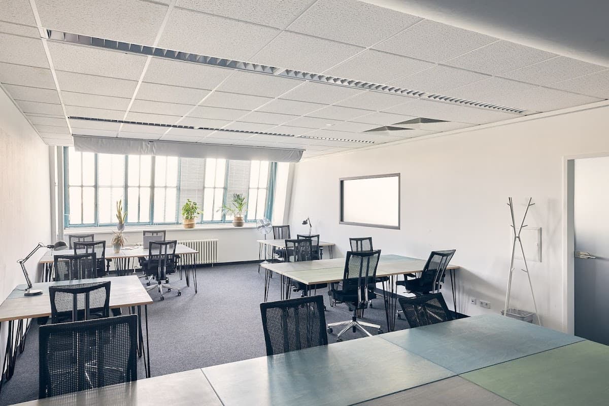 Unicorn Workspaces AEG 2 interior photo 5