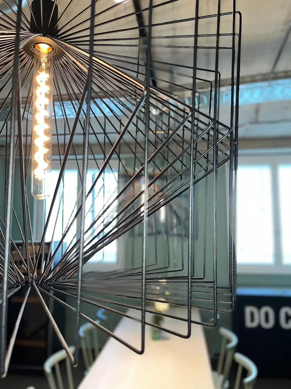 Design Offices Nürnberg Hauptbahnhof interior photo 3