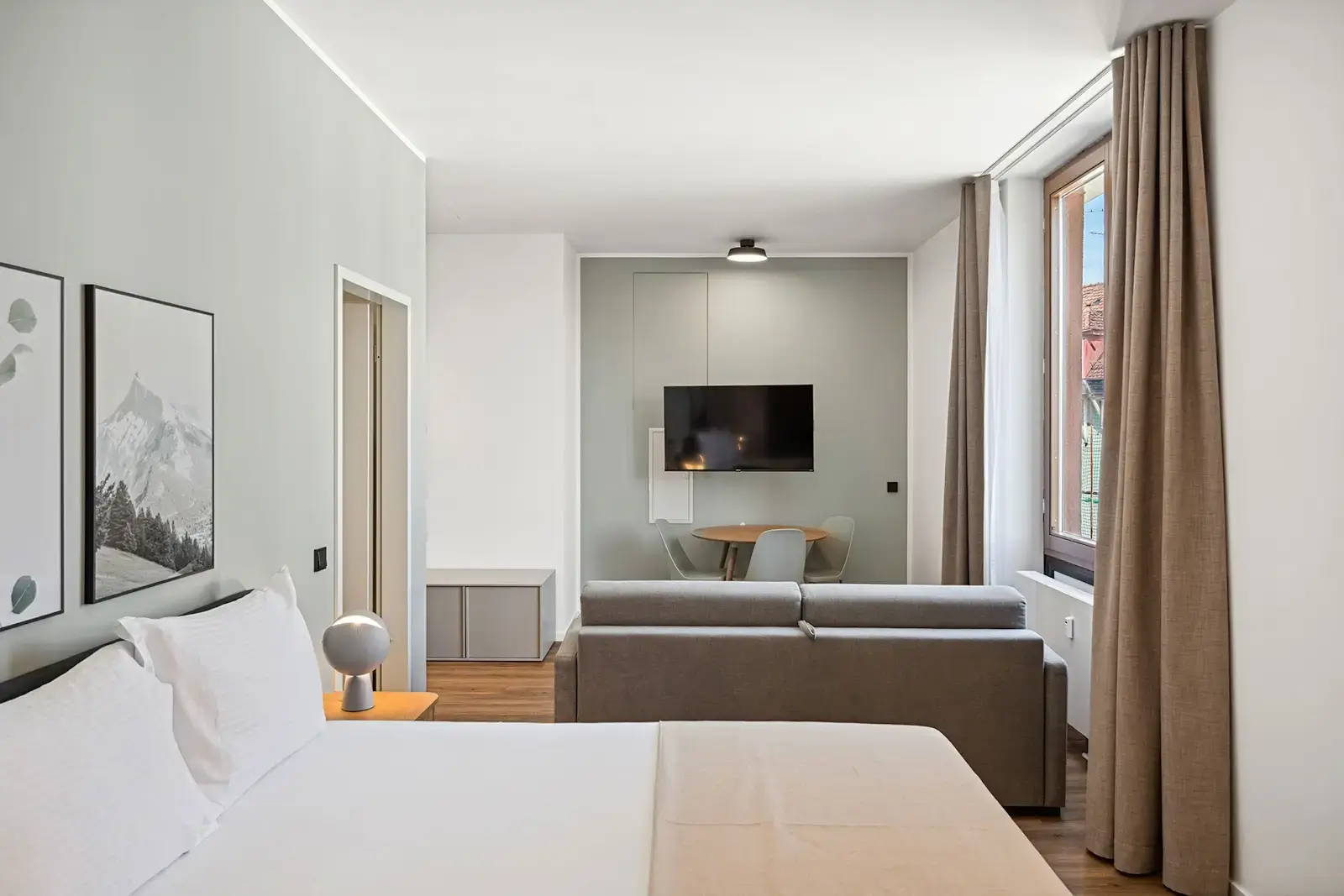 Regus Memmingen Maximilianstraße 26 interior photo 2