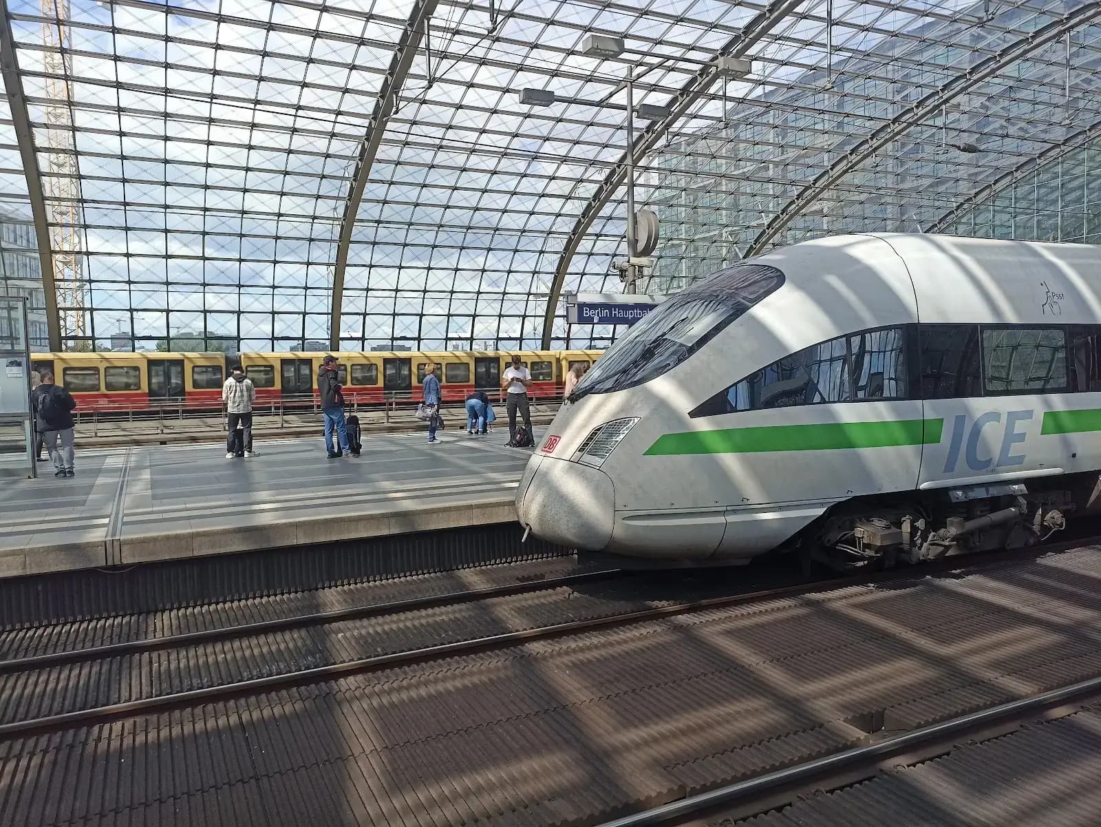 Regus Berlin Berlin Hauptbahnhof interior photo 4