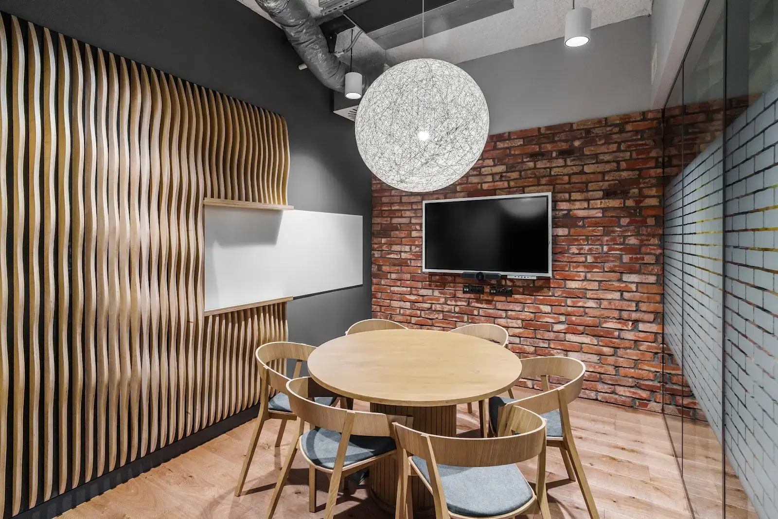 Brain Embassy Rzymowskiego interior photo 2