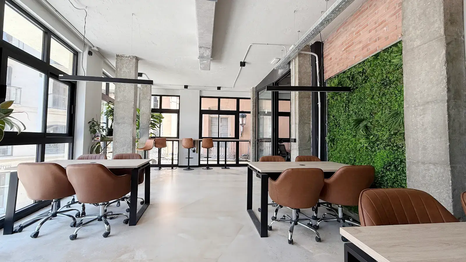 Momentum Coworking interior photo 7