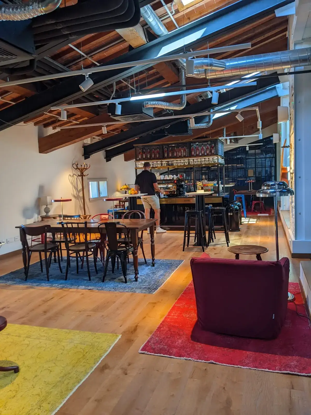 Ruby Dante Workspaces Florence interior photo 8