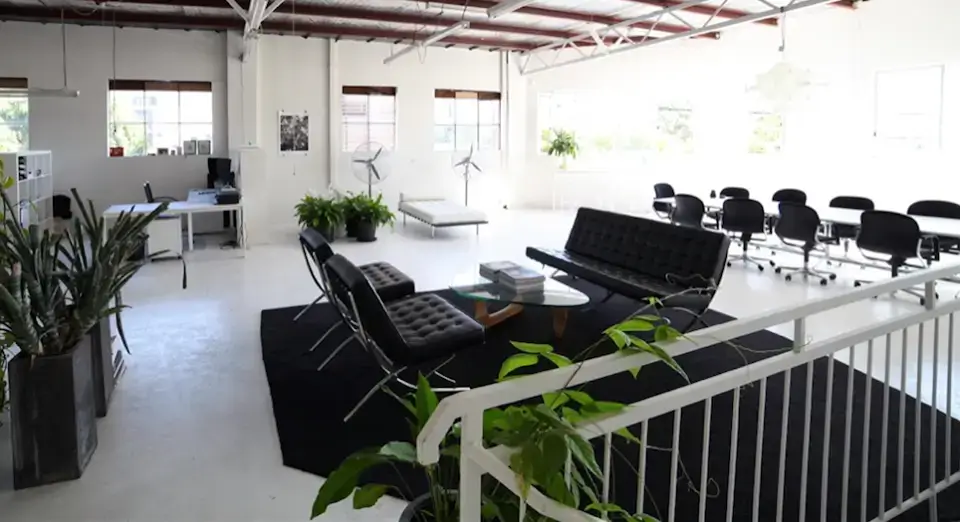 Independent Studios interior photo 4