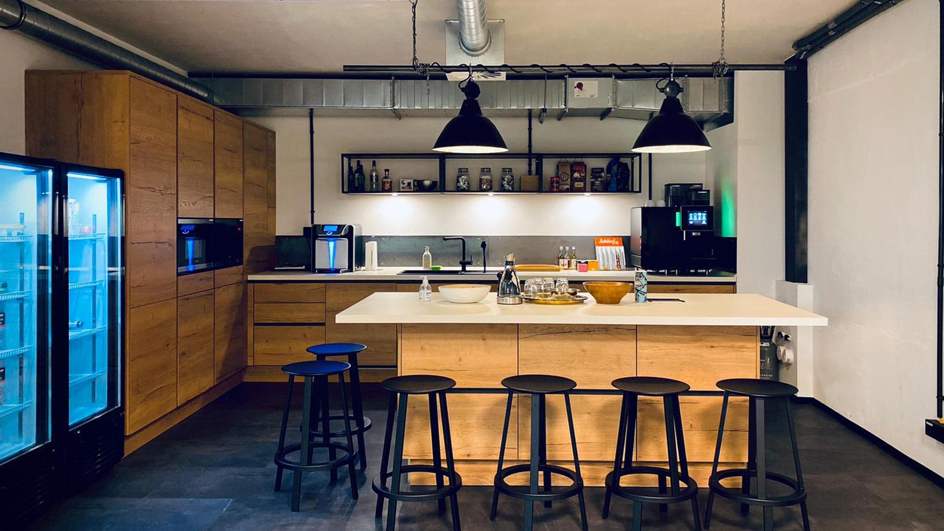 District One Coworking interior photo 3