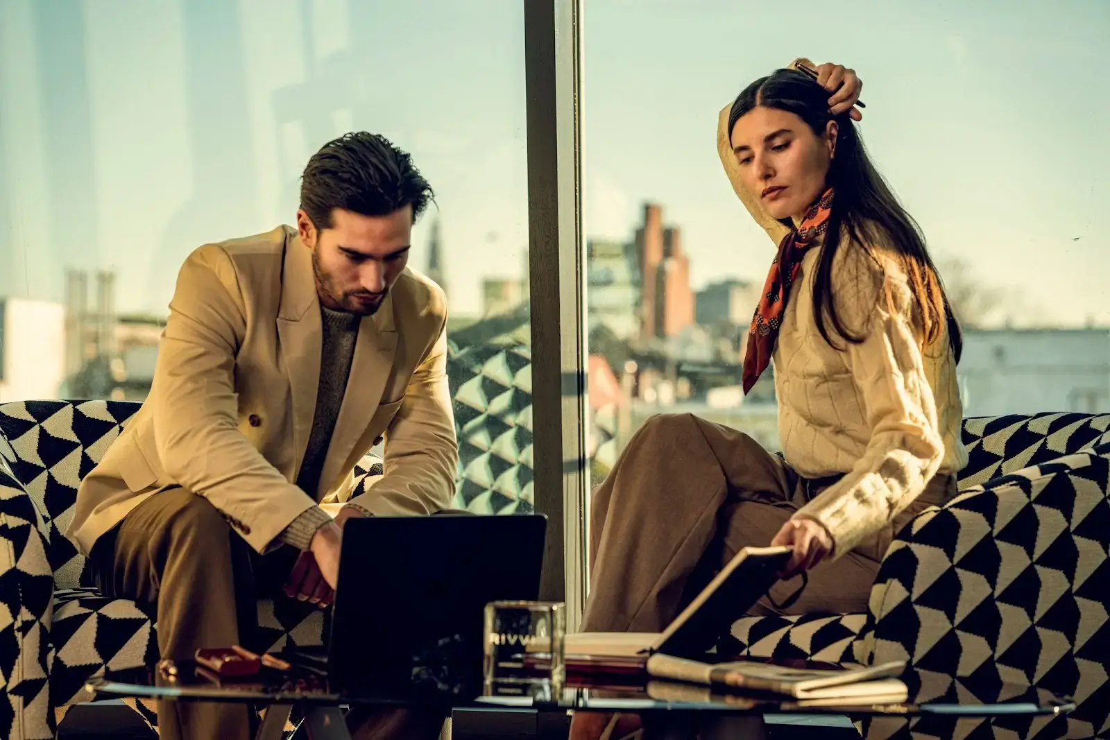 RIVVIA interior photo 6