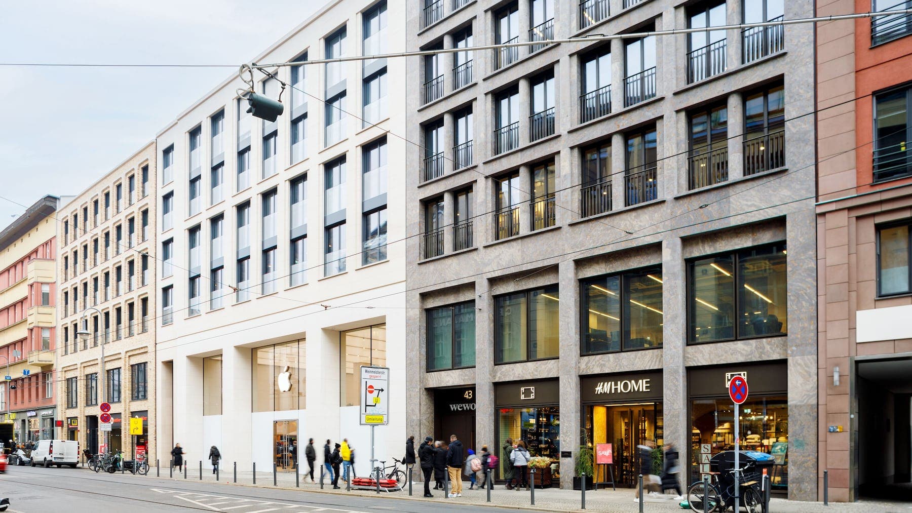 WeWork Rosenthaler Straße 43-45 interior photo 5