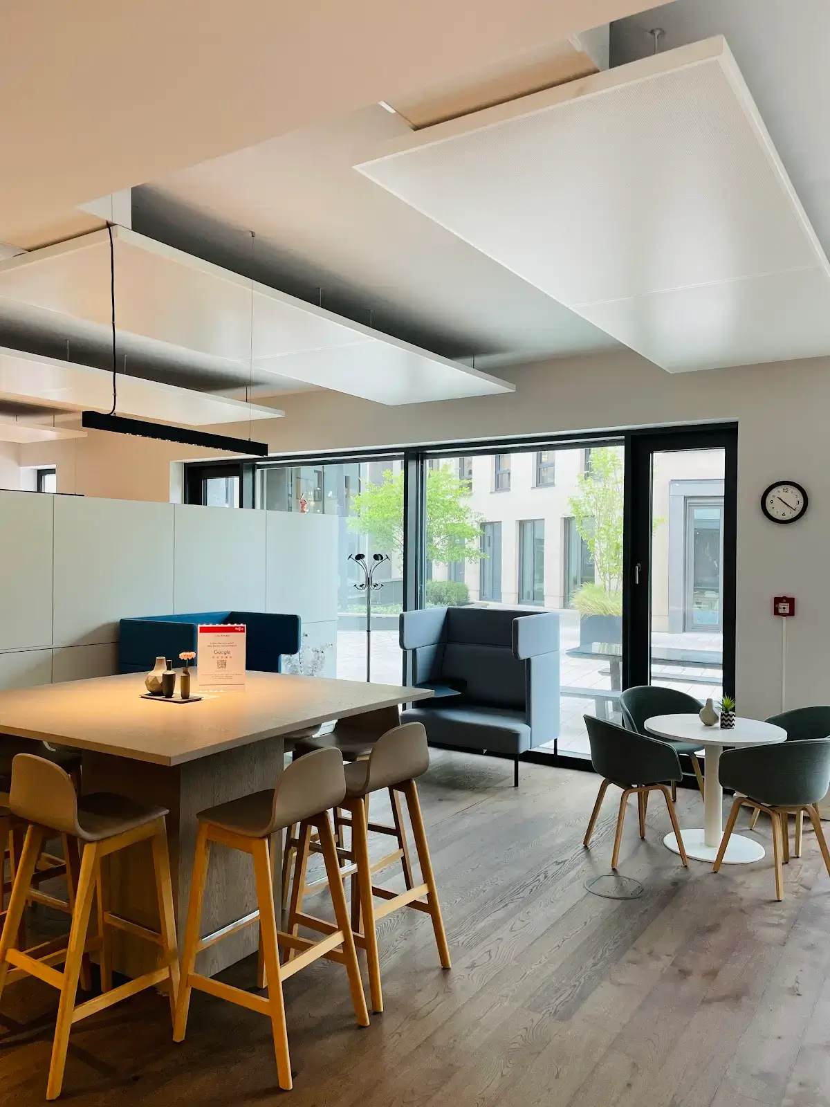 Regus Heidelberg Stadttor Ost interior photo 2