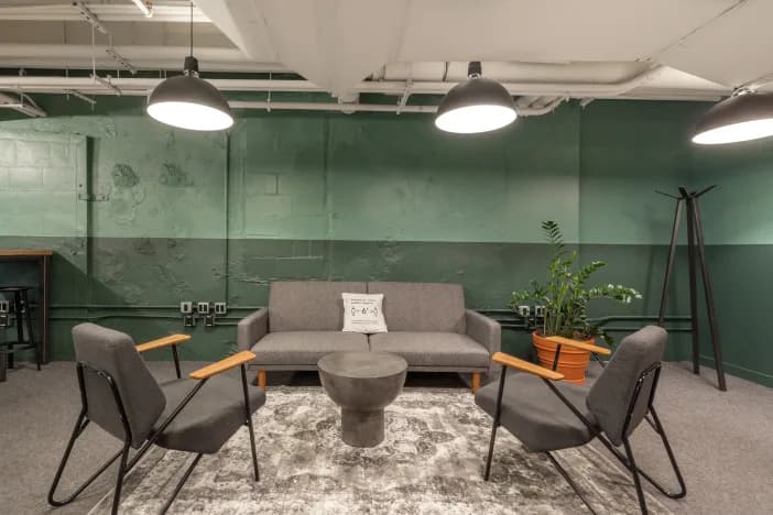 Regus Dusseldorf Seestern interior photo 3