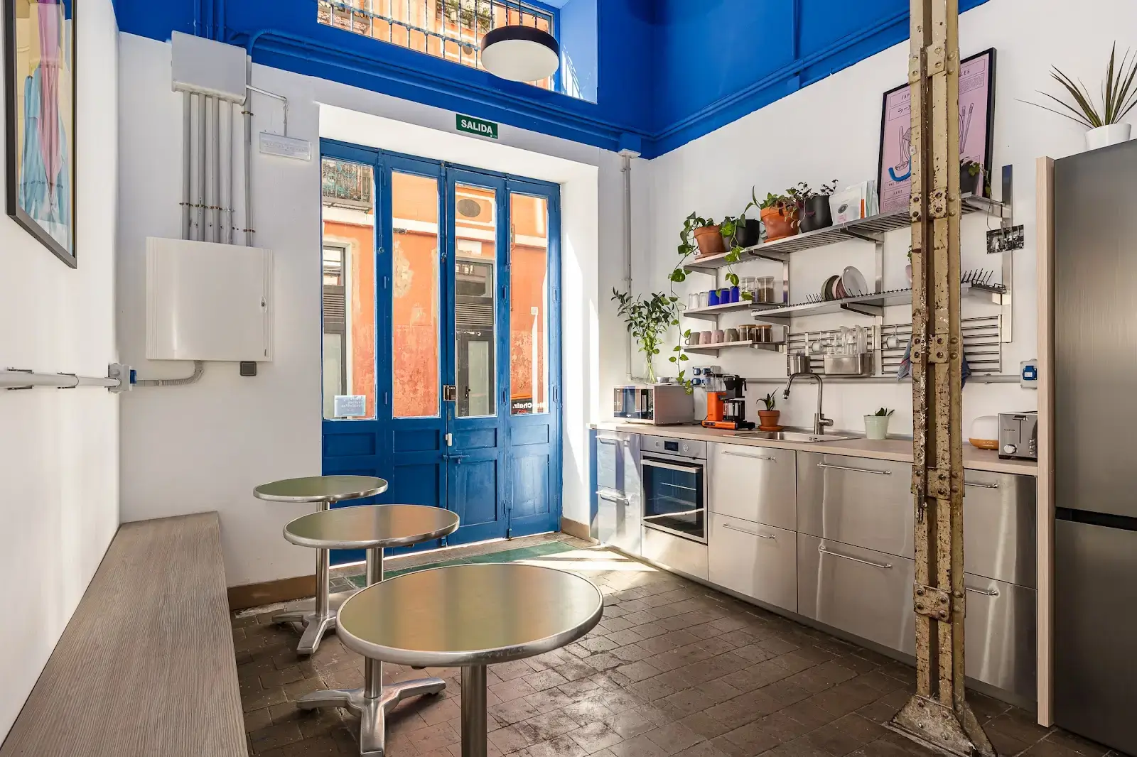 BlueChair. Coworking interior photo 8