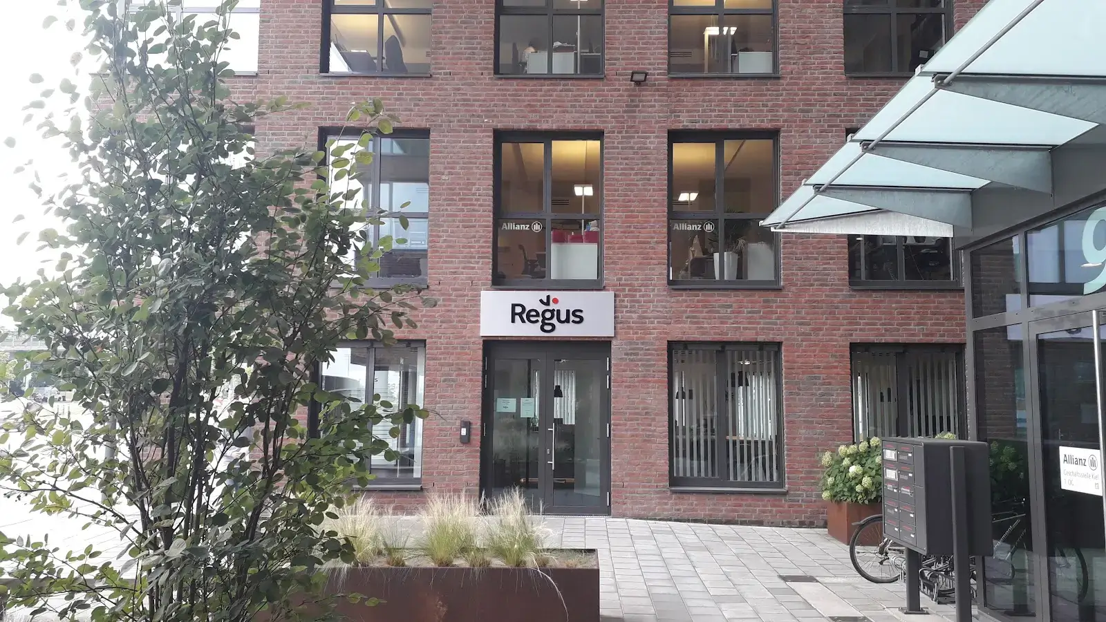 Regus Kiel Kaistraße interior photo 2