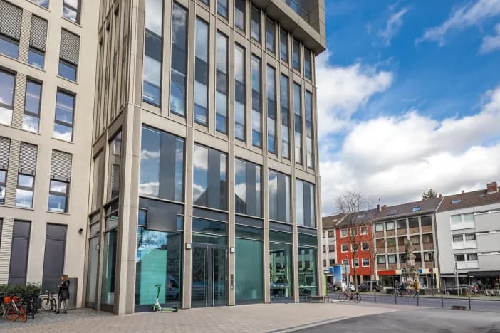 Regus Cologne Waidmarkt interior photo 2