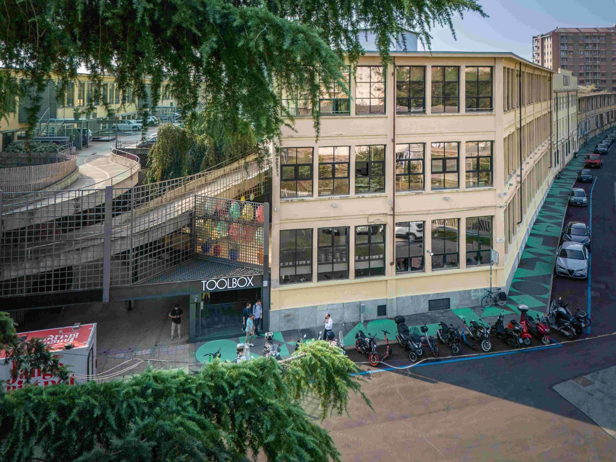 Toolbox interior photo 2