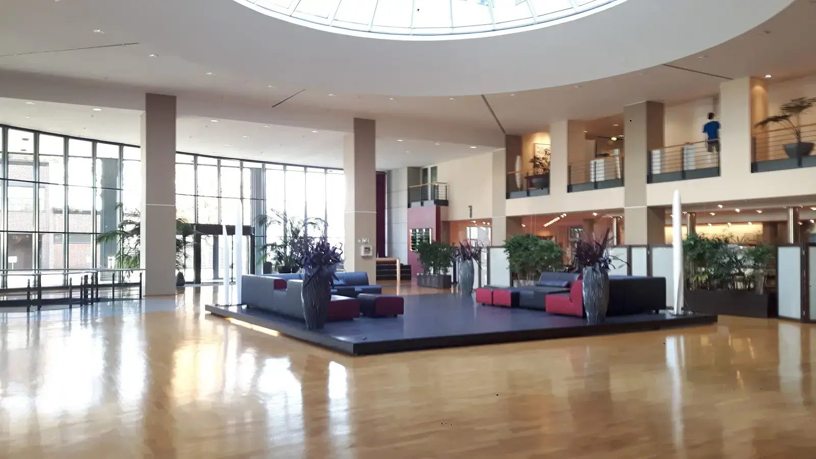 Regus Ratingen Kaiserswerther Straße interior photo 2