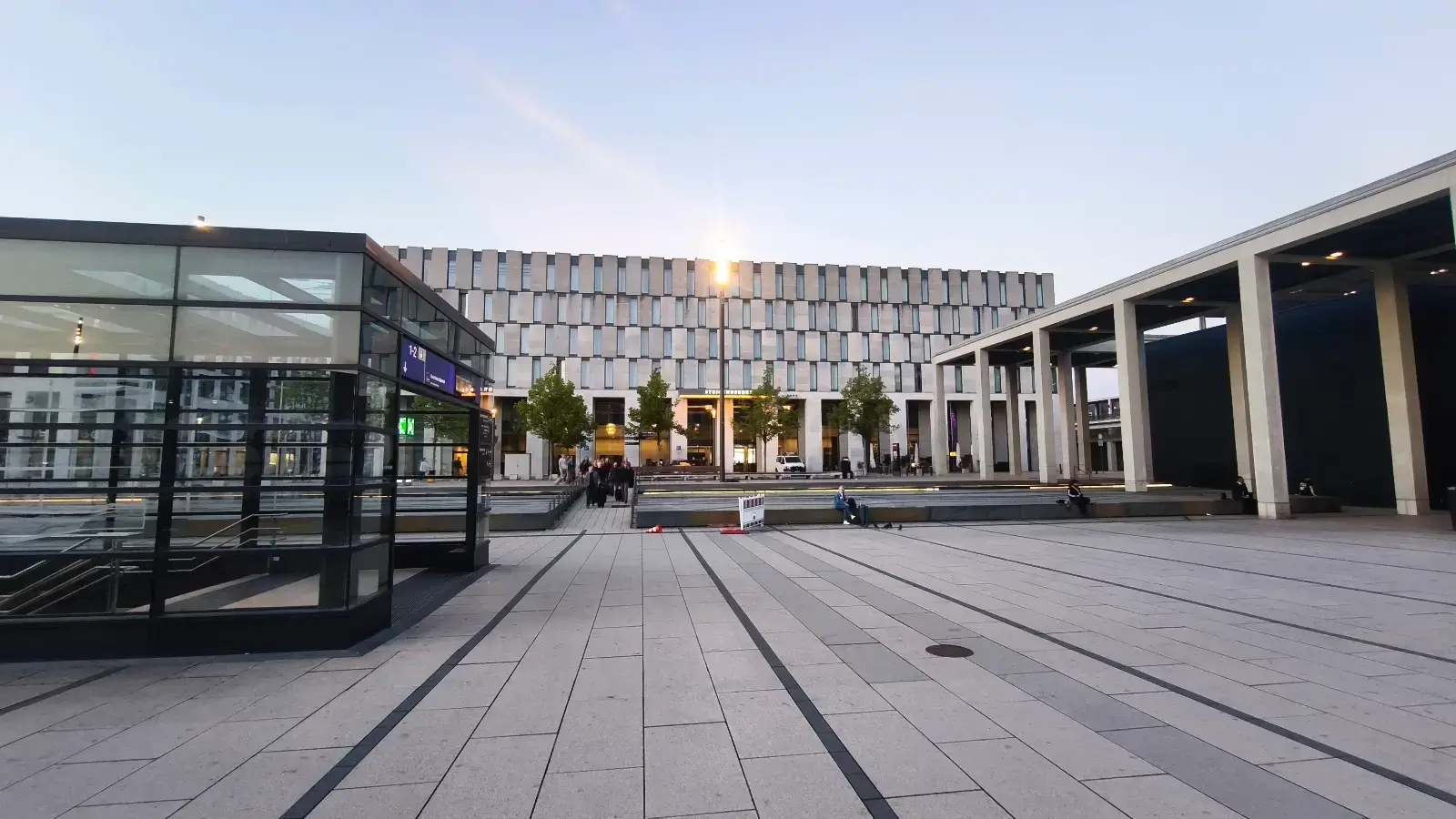 Regus Berlin Brandenburg Airport interior photo 6