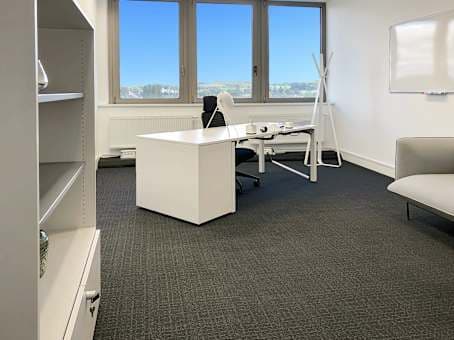 Regus Ratingen Ostbahnhof interior photo 10