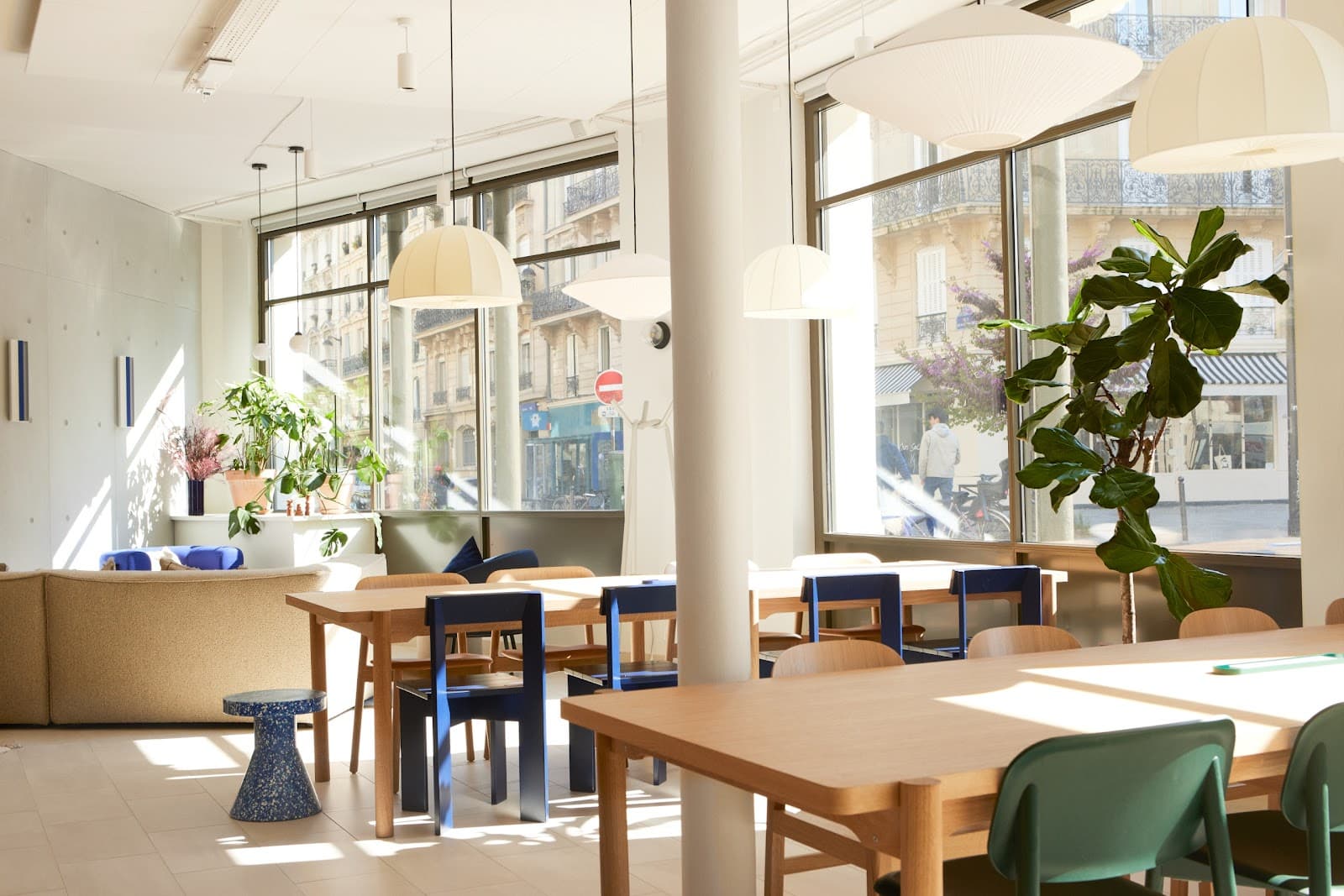 Morning, Beaurepaire interior photo 3