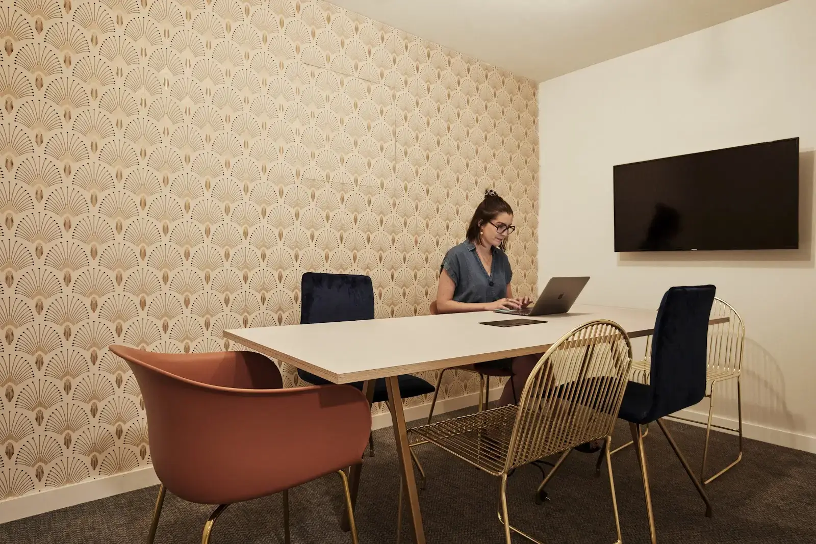 Morning, Ledru-Rollin interior photo 11