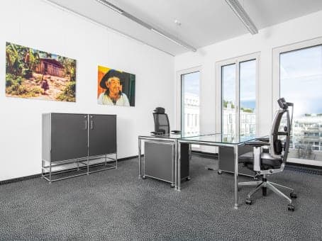 Regus München Nymphenburger Höfe interior photo 2