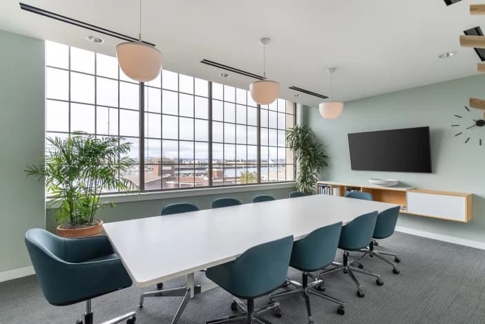 Regus Dusseldorf Theodorstraße interior photo 5