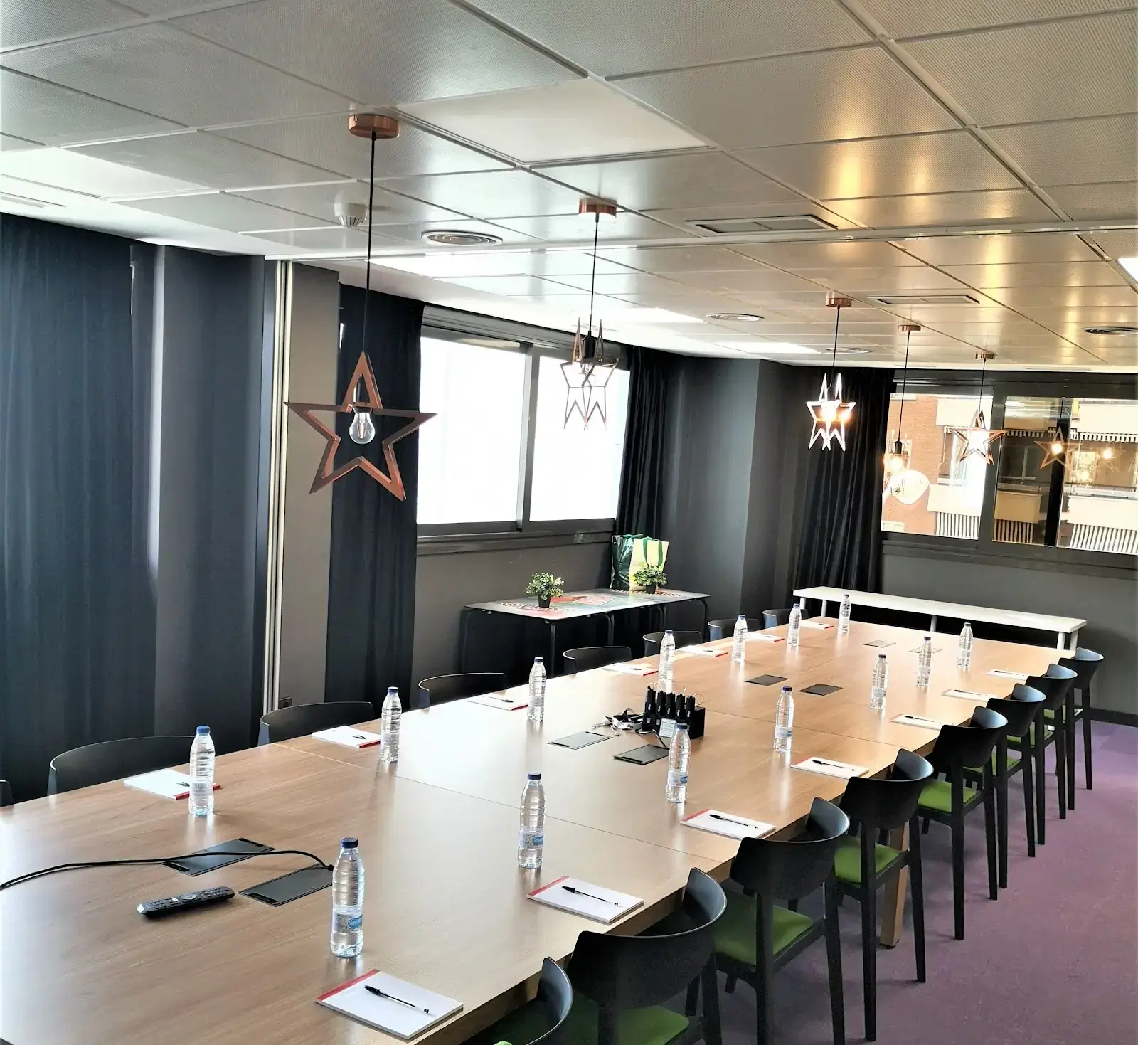 Coworking Madrid Glue Work interior photo 3