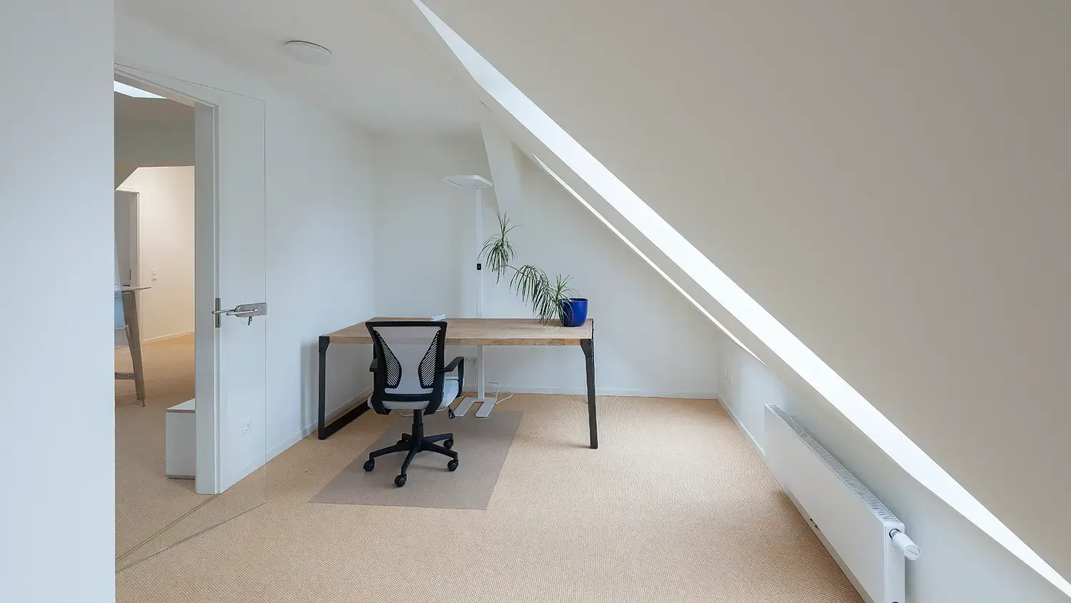 tuesday coworking Düsseldorfer Str. interior photo 4