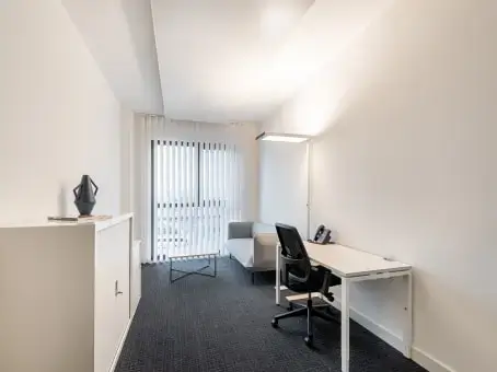 Regus Kiel Kaistraße interior photo 4