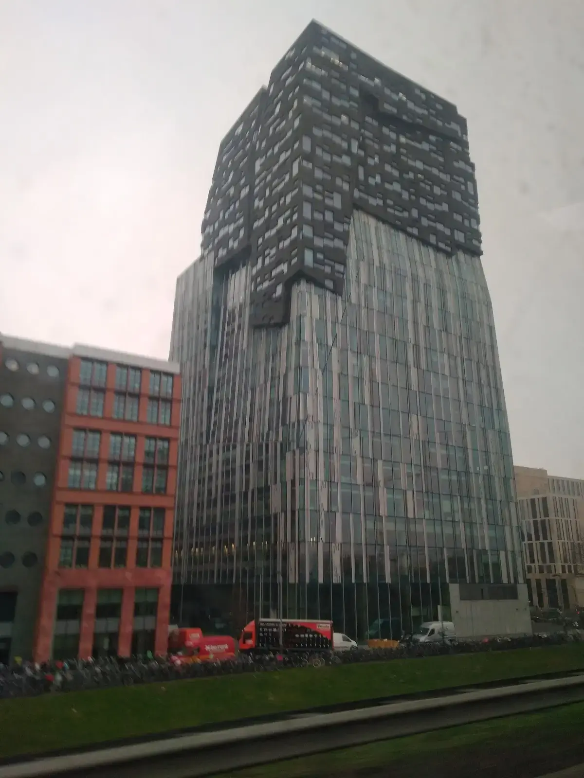 Tribes Amsterdam South Axis SOM interior photo 7