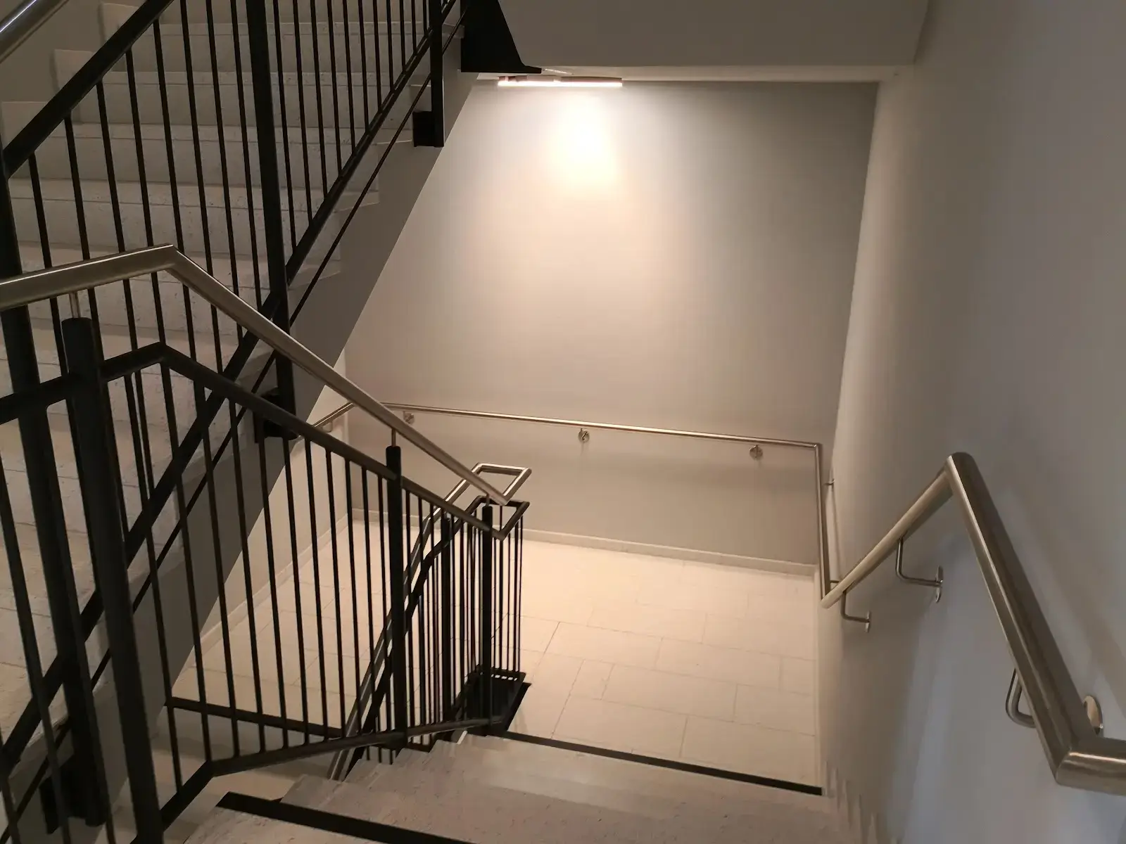 Design Offices Bonn Hauptbahnhof interior photo 6