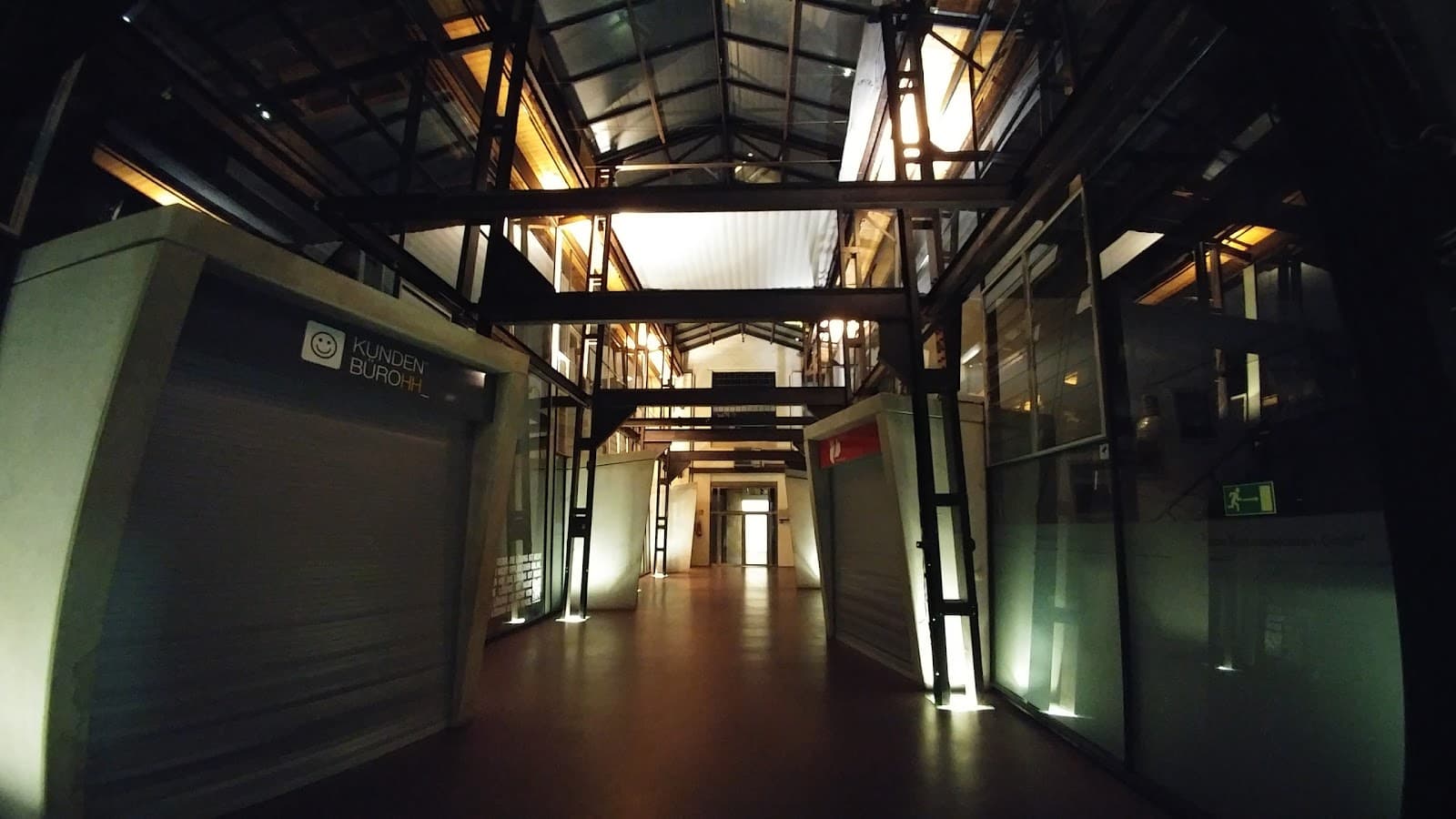 Werkheim Hamburg interior photo 11