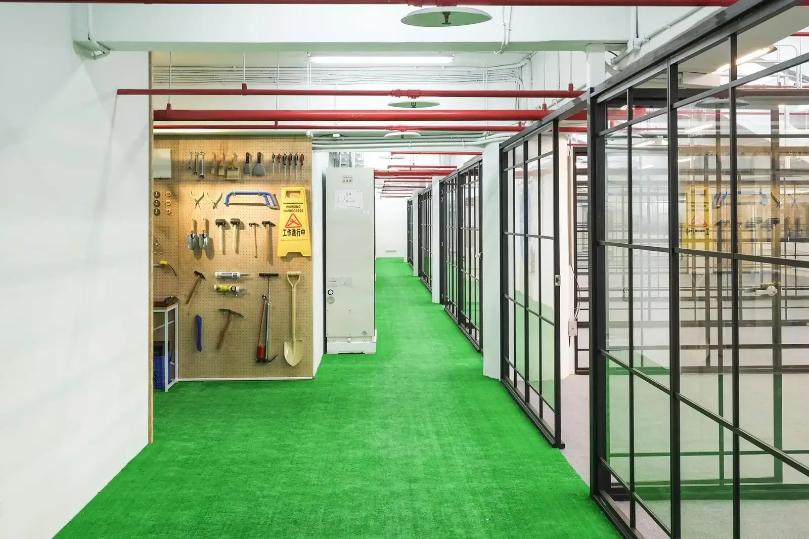 CIT interior photo 7