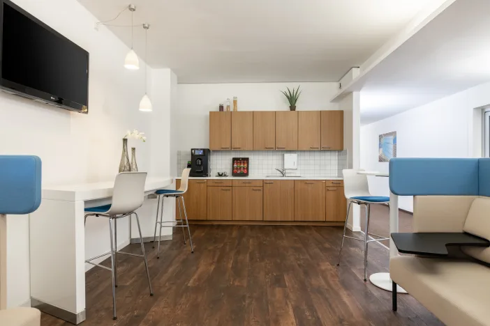 Regus Stuttgart Königstraße 10c interior photo 6