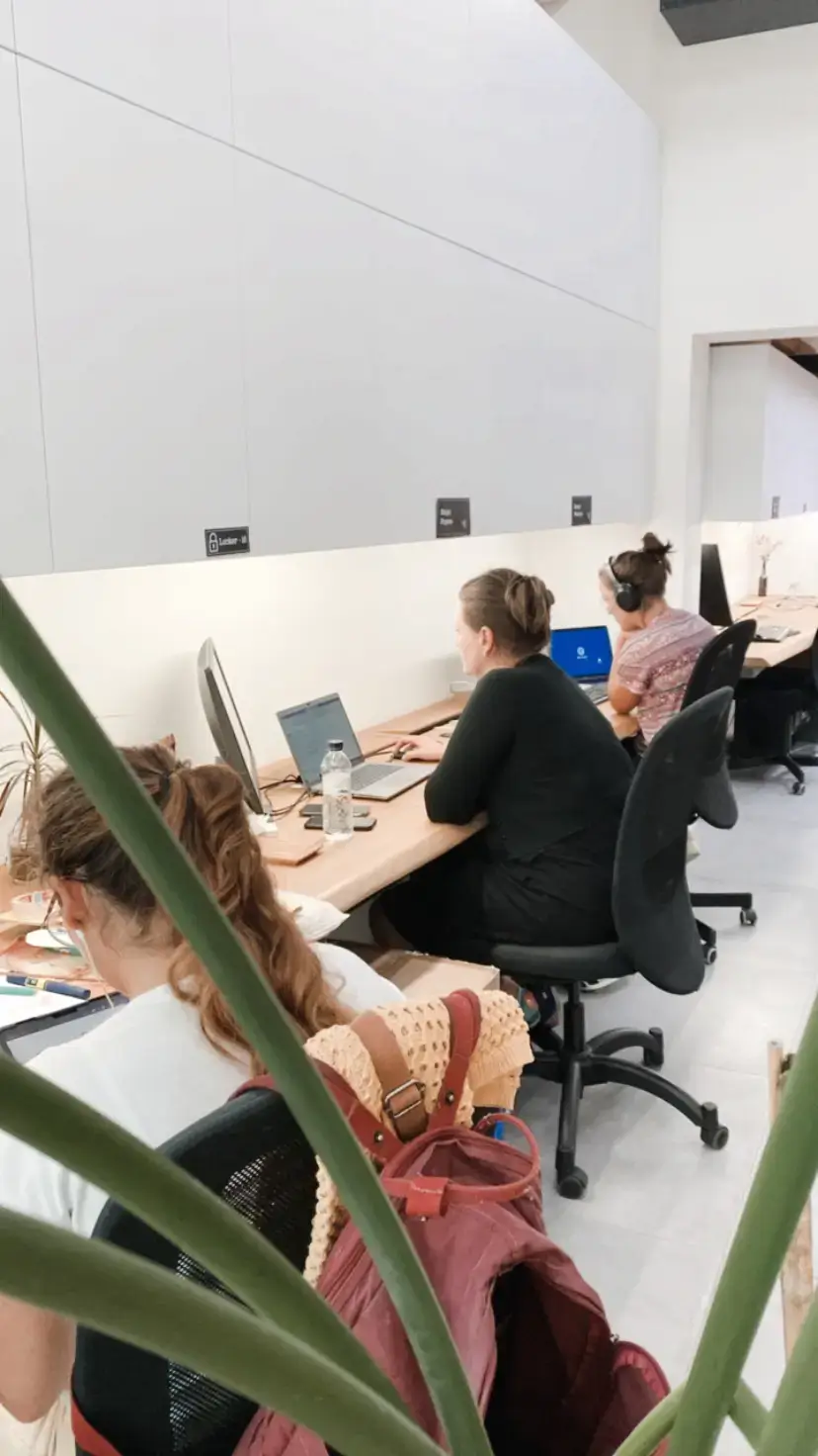 Loft 153 - Coworking space & Offices interior photo 7