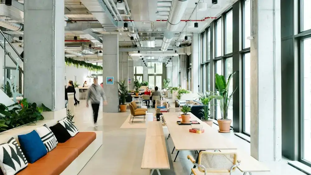 WeWork Taunusanlage interior photo 4