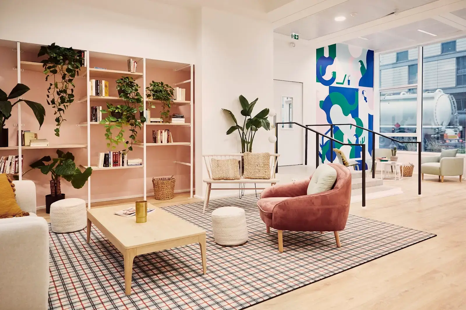 Morning, Clichy interior photo 7