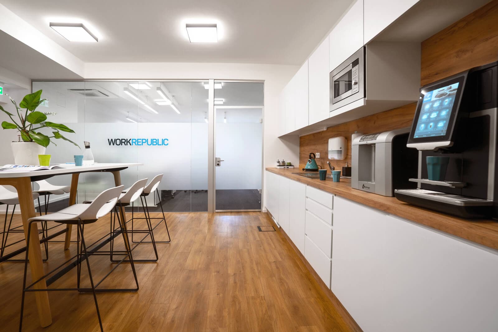 WorkRepublic Promenadeplatz interior photo 2