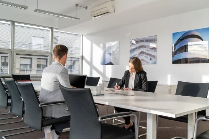 Regus Stuttgart Königstraße 10c interior photo 9
